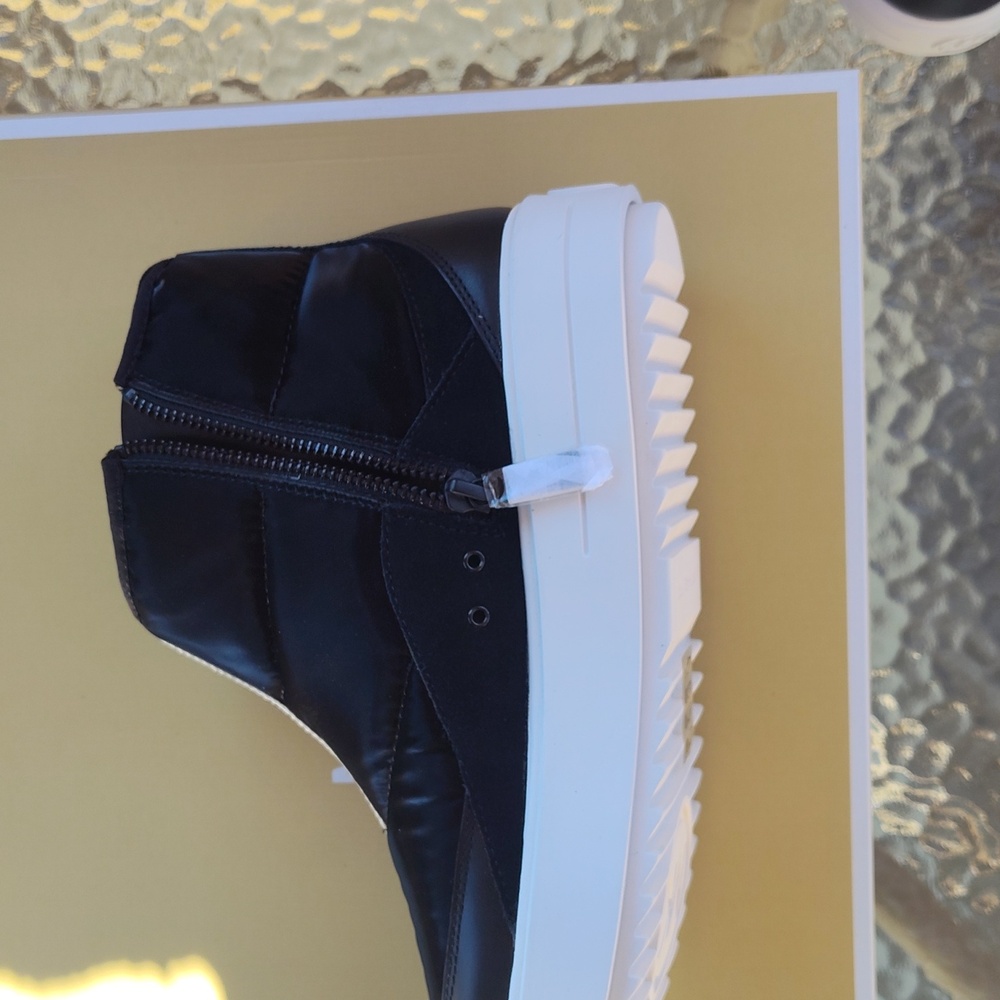 MICHAEL Michael Kors Emmett Quilted Sneaker Boot - Picture 7 of 14